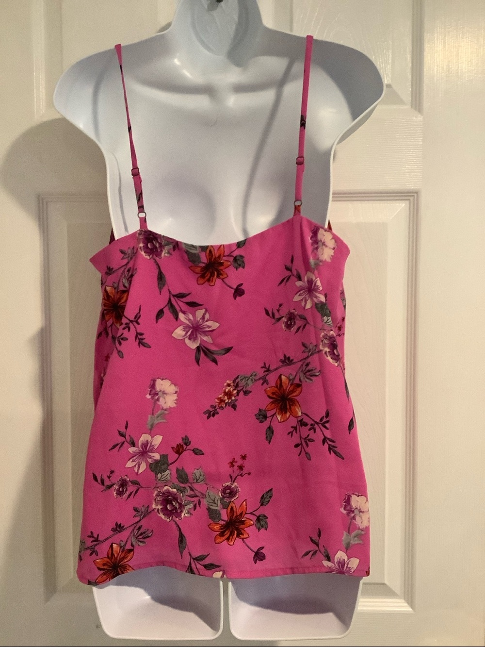 NWT SOCIALITE Pink Bright Floral Cottagecore Boho Euro Vacation Resortwear Tank - Picture 3 of 8